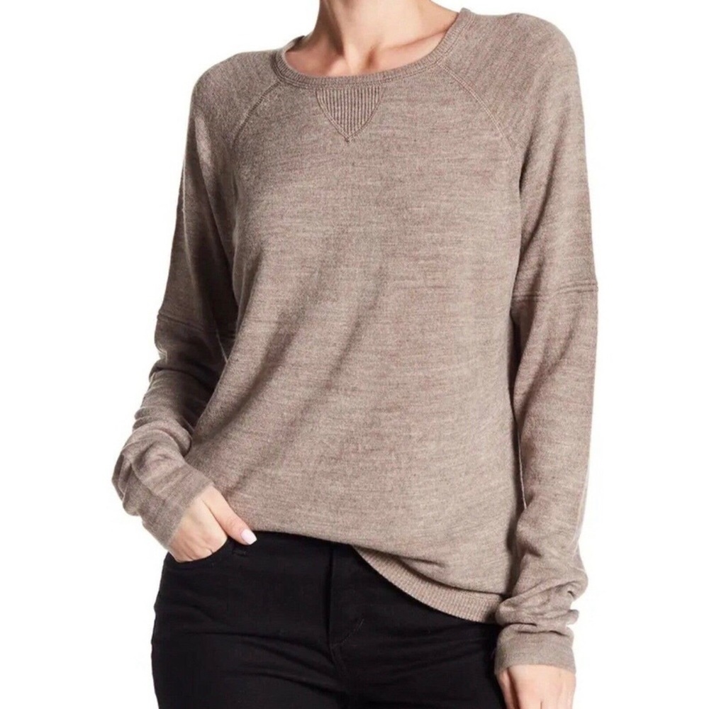 SWEET ROMEO Crew Neck Loose‎ Fit Rounded Hem Pullover Sweater, Size XS NEW